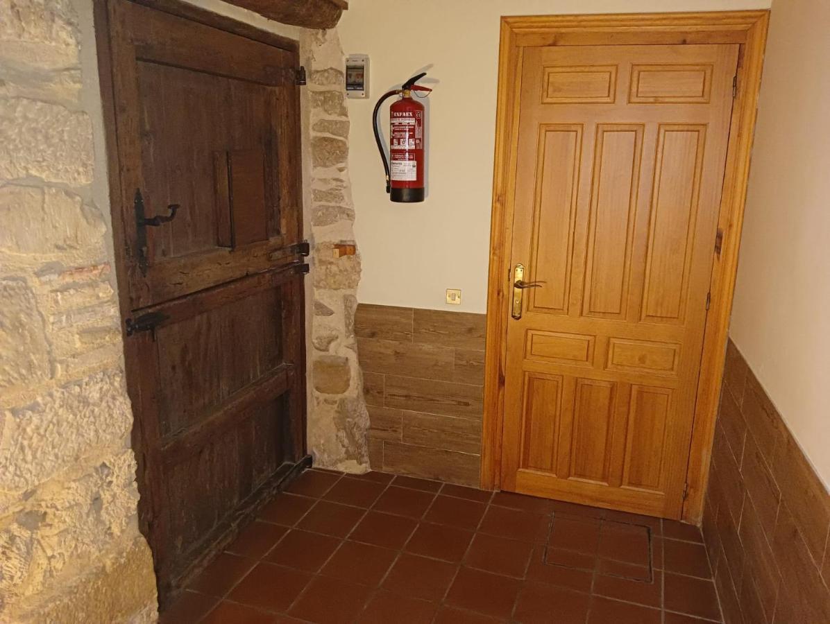 Apartamento Burgués Beceite Esterno foto